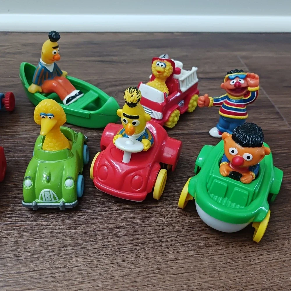 Vintage Sesame Street Toy Vehicle Lot Big Bird Cookie Monster Bert Ernie Kermit